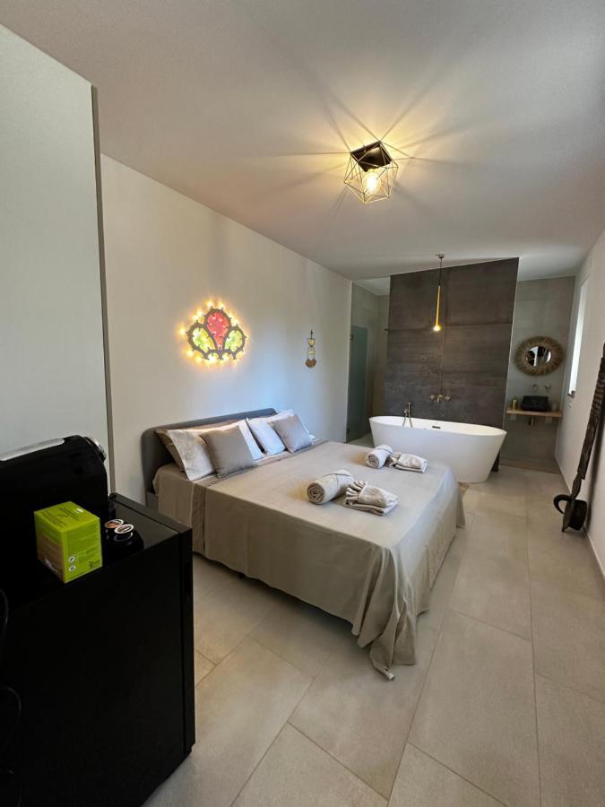 Il Gelsomino Luxury Suites Bari Exterior photo